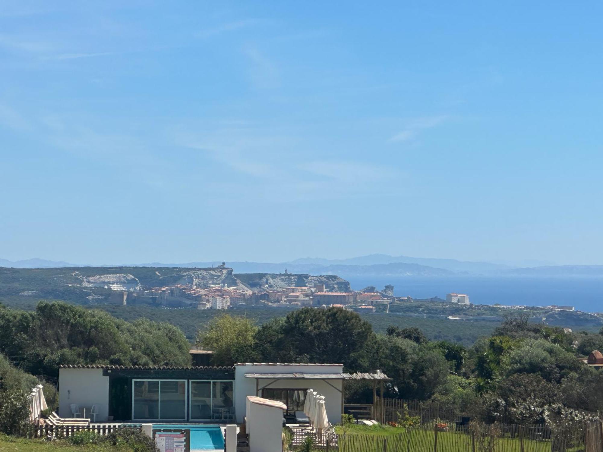 Villa A Santa Trinita Bonifacio  Esterno foto