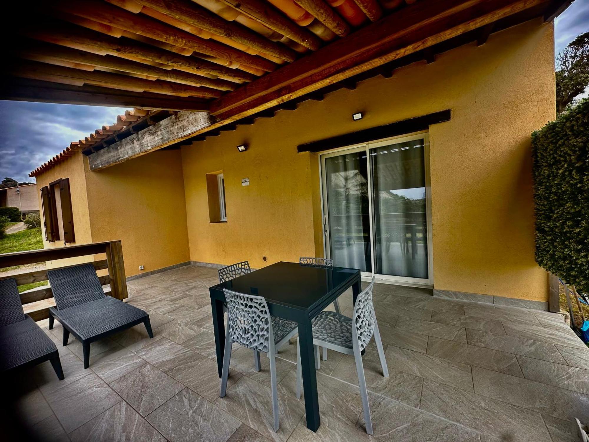 Villa A Santa Trinita Bonifacio  Esterno foto